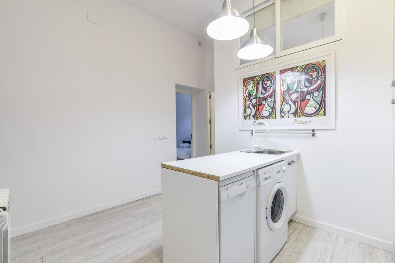 Amplio Apartamento En Malasana Para 6 Personas Apartment Madrid Bagian luar foto